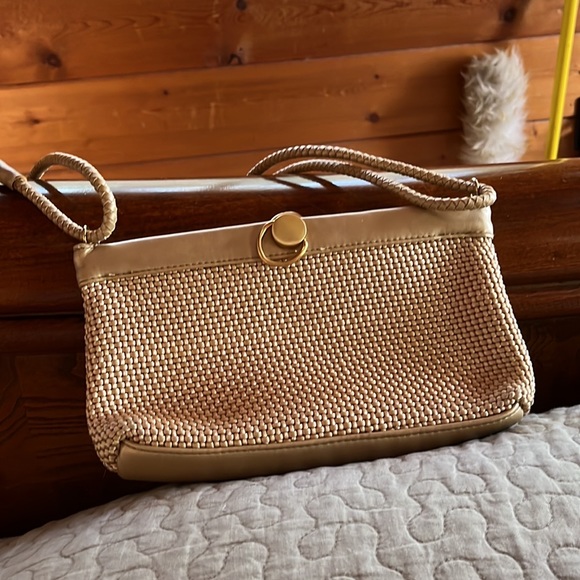 Large Jessica Simpson shoulder - tan with brown details - Picture 7 of 12